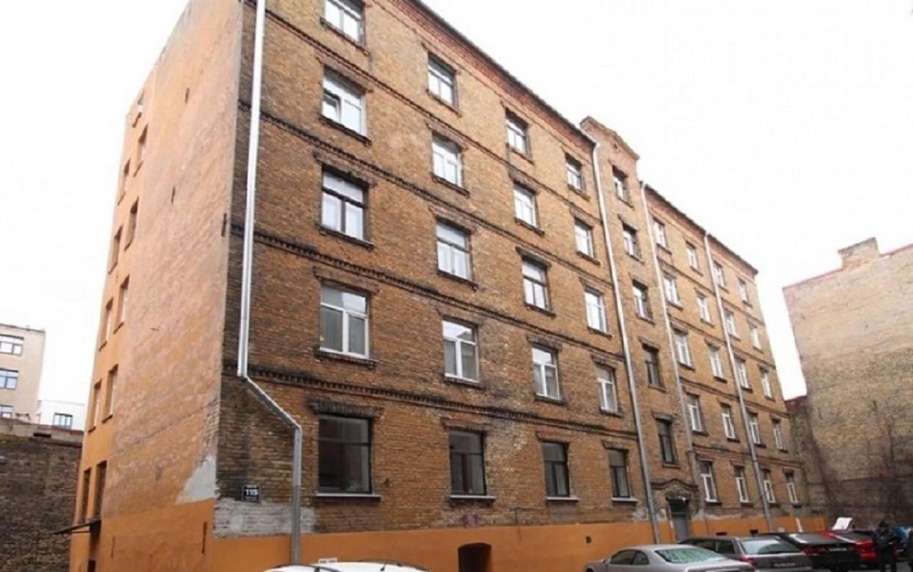 Cozy Apartment In Good Location! Рига Экстерьер фото